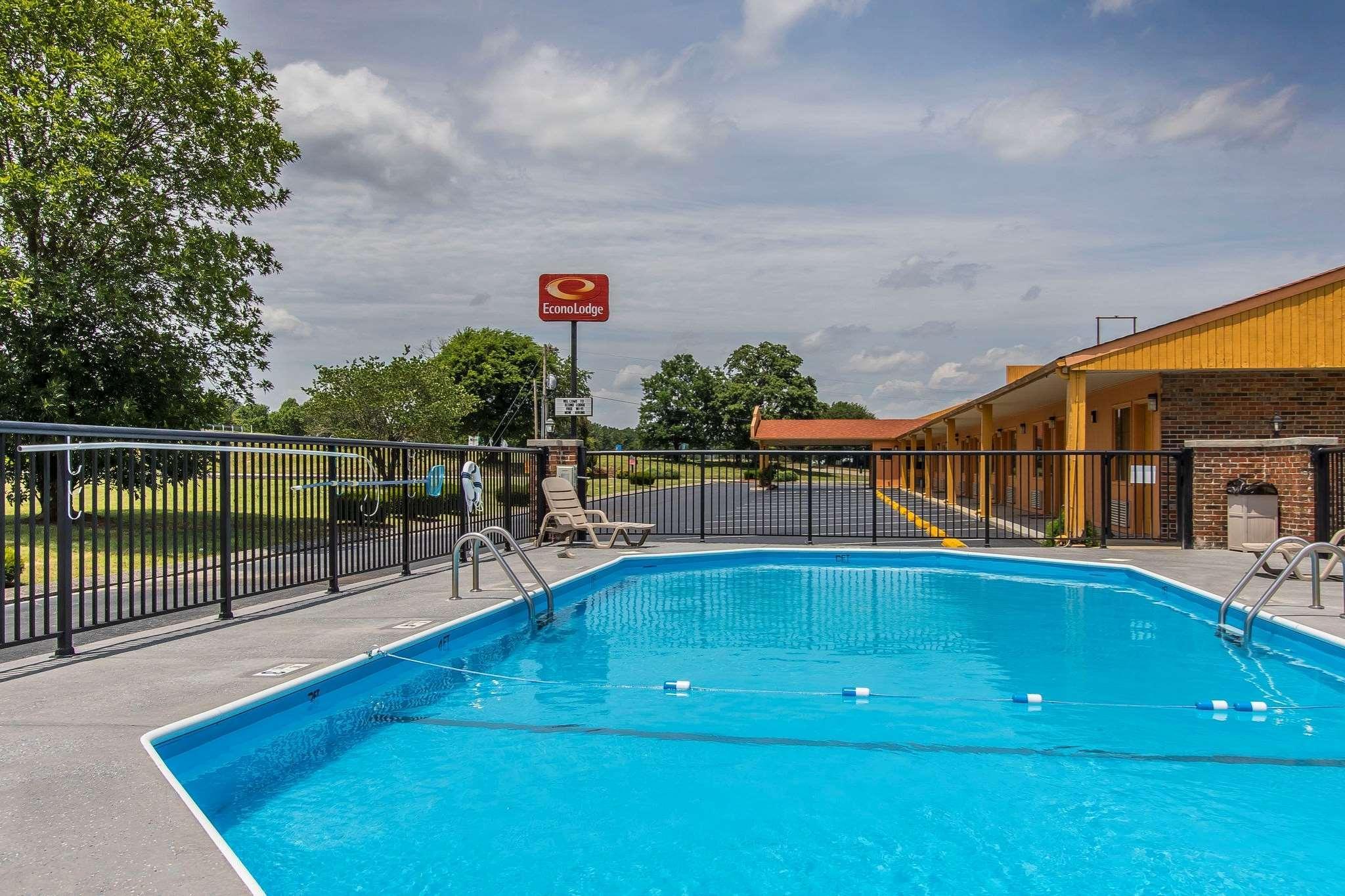 Cornersville Econo Lodge מראה חיצוני תמונה