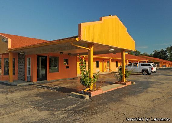 Cornersville Econo Lodge מראה חיצוני תמונה