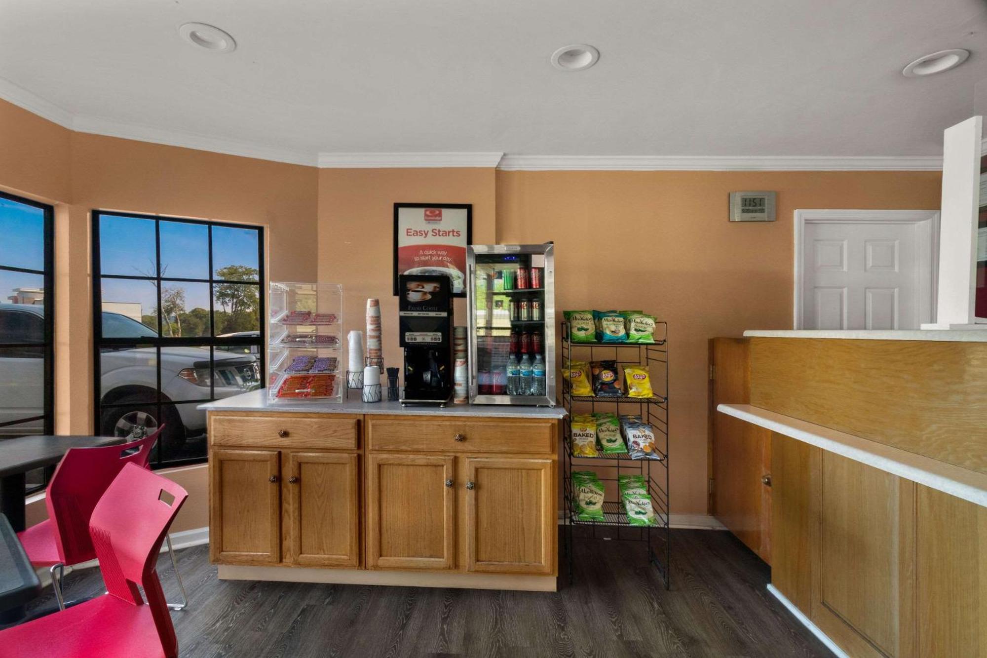 Cornersville Econo Lodge מראה חיצוני תמונה