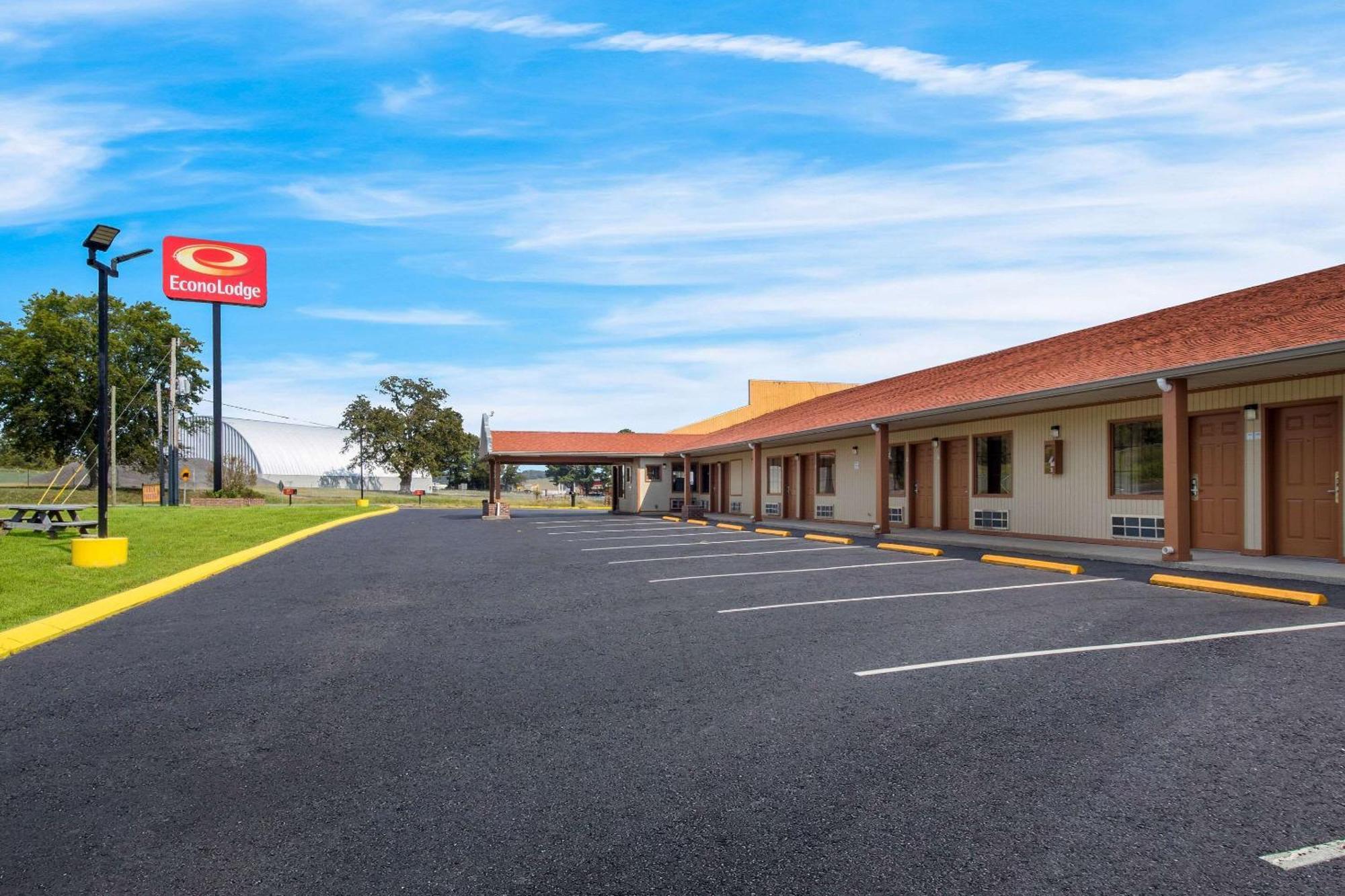 Cornersville Econo Lodge מראה חיצוני תמונה