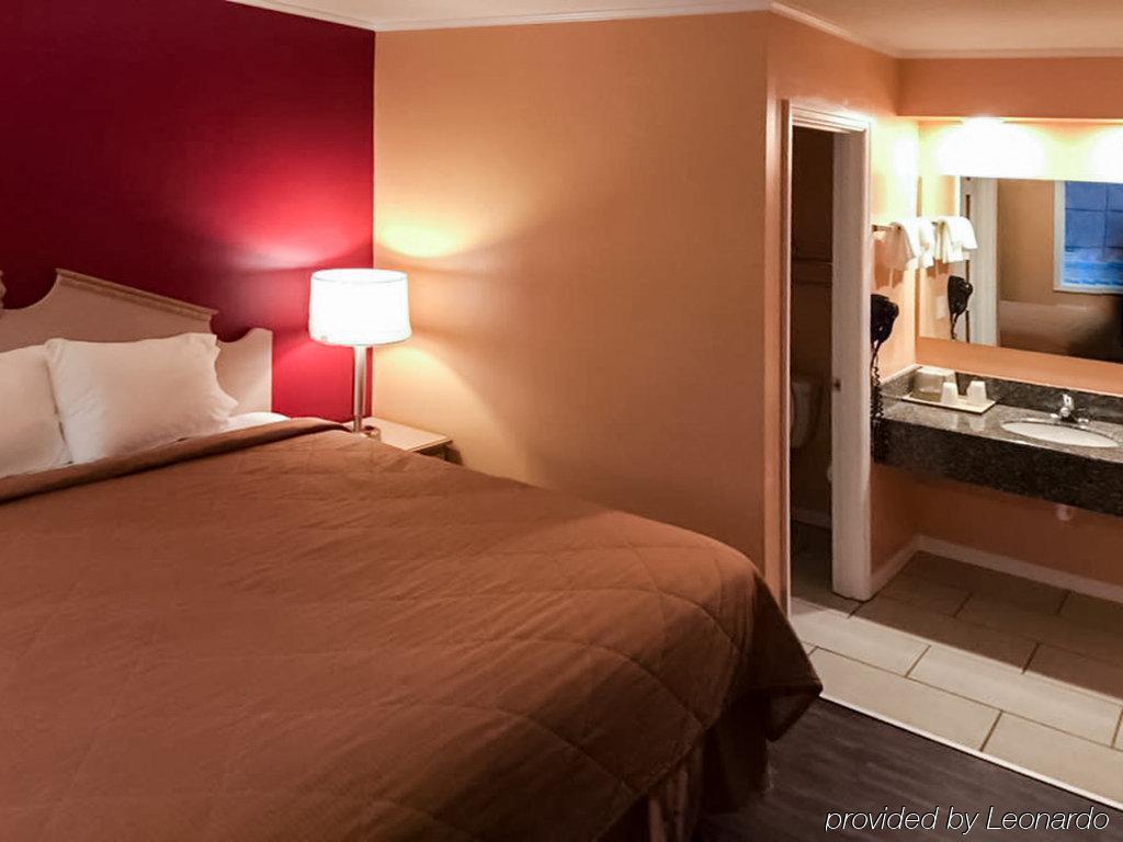 Cornersville Econo Lodge מראה חיצוני תמונה