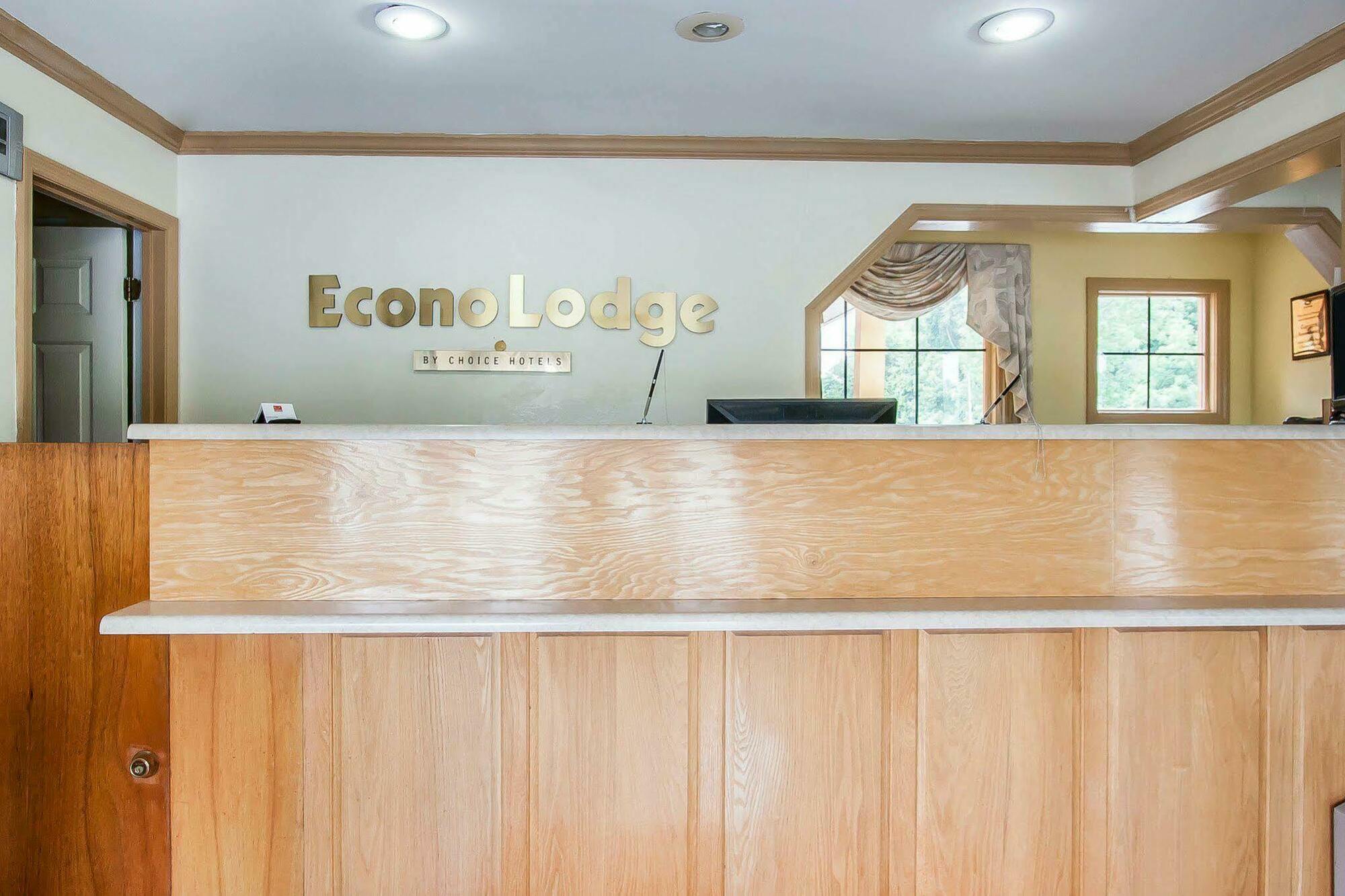 Cornersville Econo Lodge מראה חיצוני תמונה